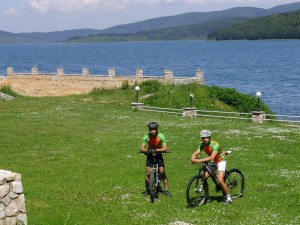 7453_564442500273975_232687886_n