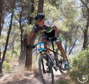 11698640_913453378721507_6083076190956927308_n